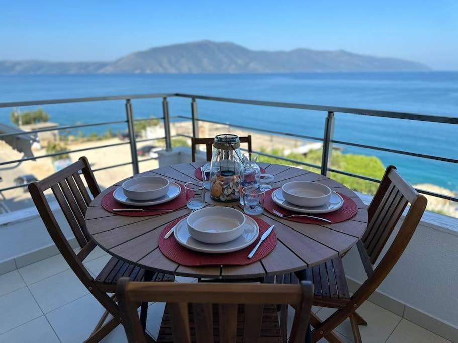 Sunny Hill Apartment Vlorë Esterno foto